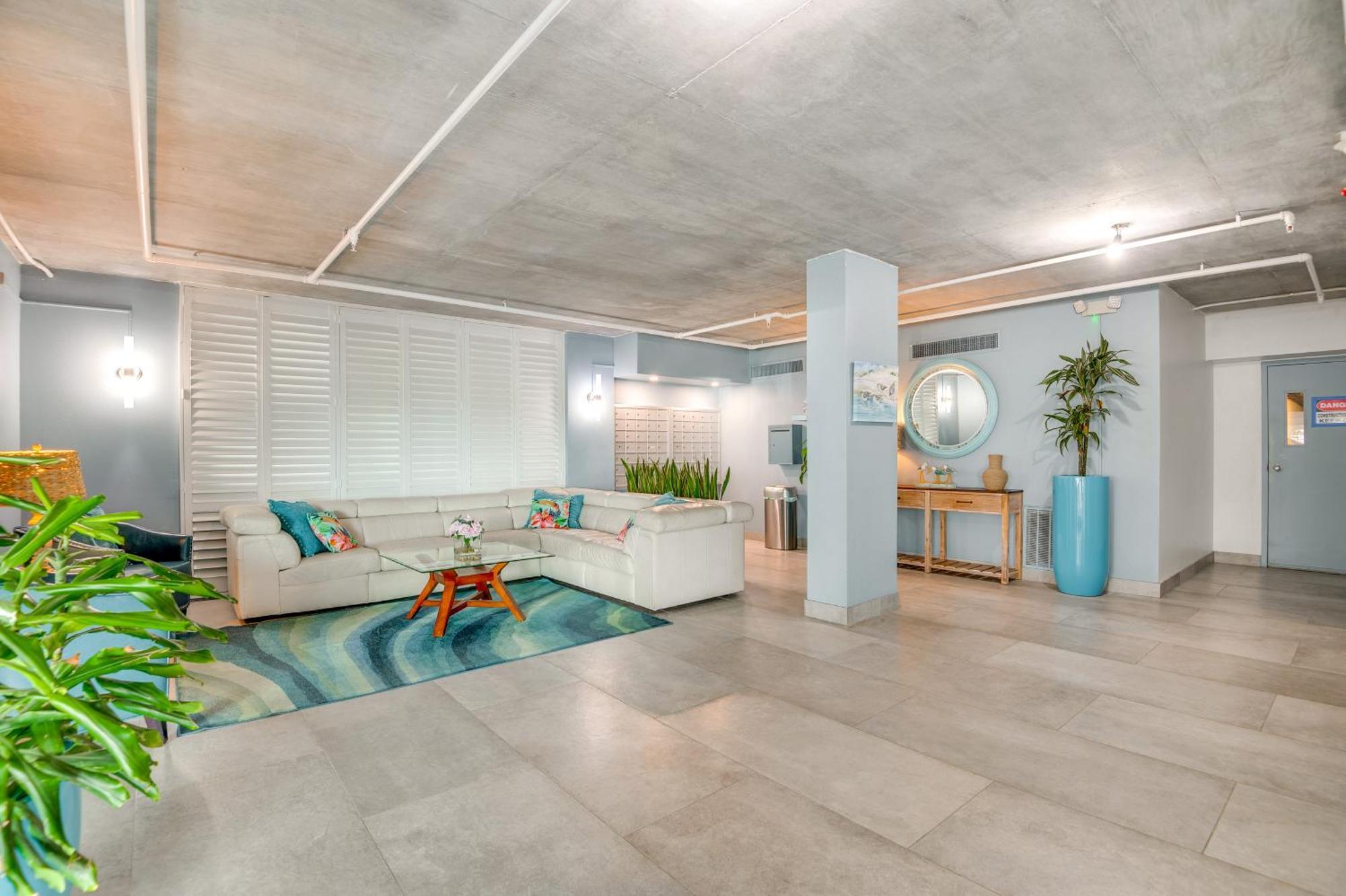 Walk To Shore Satellite Beach Condo With Ocean View Exterior photo